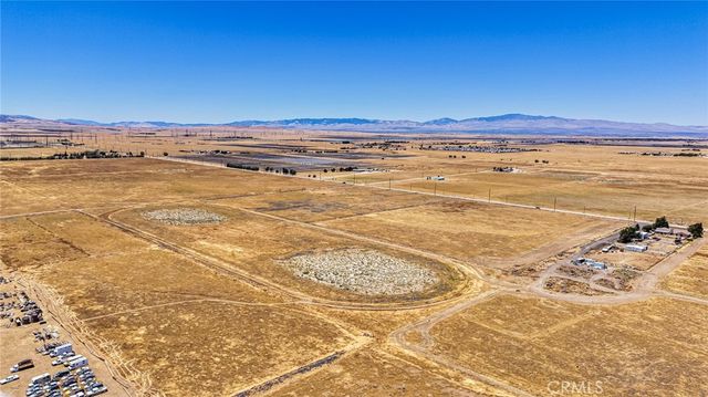 8500 W J Avenue, Del Sur, CA 93536