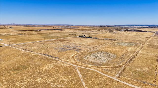 8500 W J Avenue, Del Sur, CA 93536