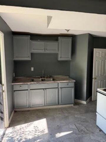 1129 E 23rd Avenue, 1129 - 1131, Columbus, OH 43211