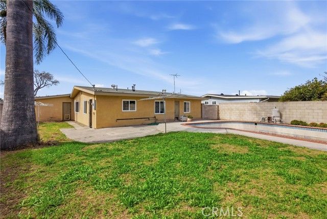 13702 Dawson, Garden Grove, CA 92843