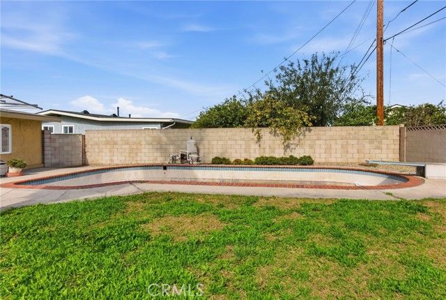 13702 Dawson, Garden Grove, CA 92843