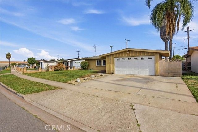13702 Dawson, Garden Grove, CA 92843