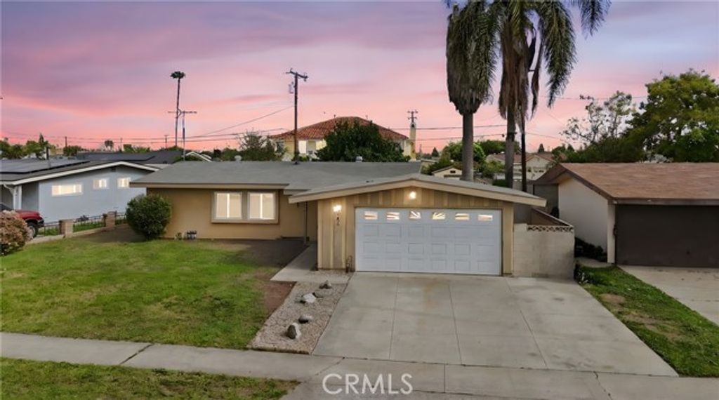 13702 Dawson, Garden Grove, CA 92843