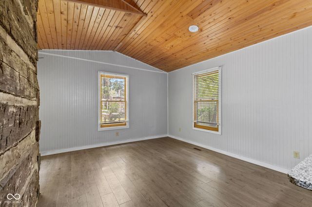 1737 E 72nd Street, Indianapolis, IN 46240
