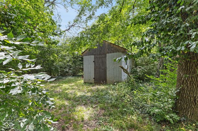 1737 E 72nd Street, Indianapolis, IN 46240