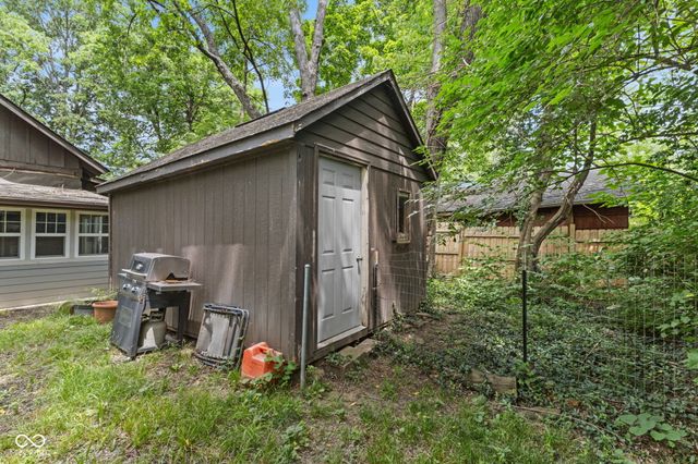 1737 E 72nd Street, Indianapolis, IN 46240