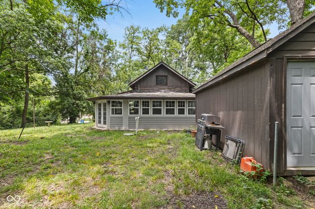 1737 E 72nd Street, Indianapolis, IN 46240