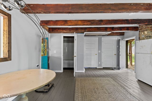 1737 E 72nd Street, Indianapolis, IN 46240