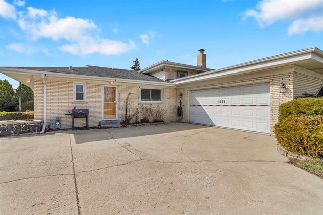 4530 Butterfield Road, Hillside, IL 60162