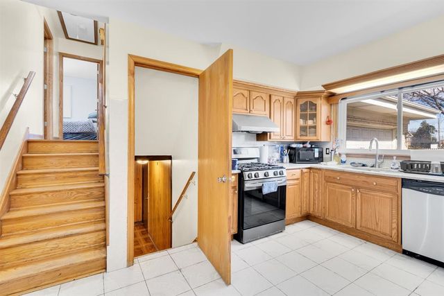 4530 Butterfield Road, Hillside, IL 60162