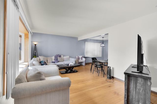 4530 Butterfield Road, Hillside, IL 60162