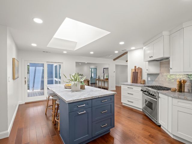 3213 W La Costa Avenue, Fresno, CA 93711