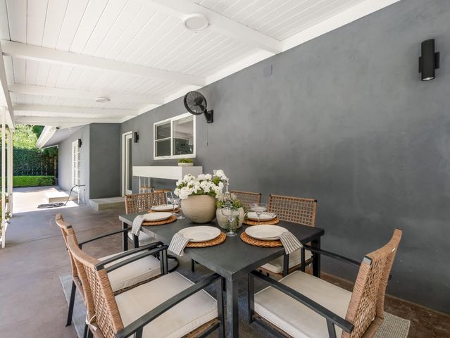 3213 W La Costa Avenue, Fresno, CA 93711