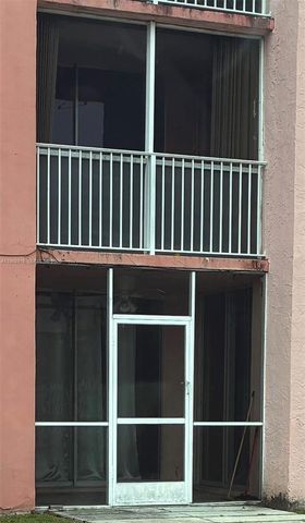 19805 SW 114th Ave 218, Miami, FL 33157