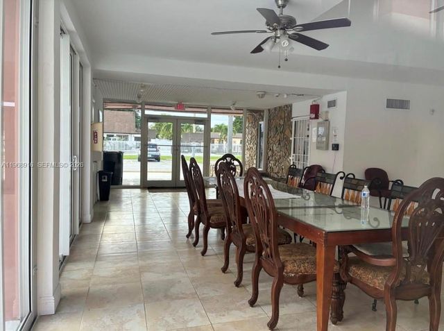 19805 SW 114th Ave 218, Miami, FL 33157