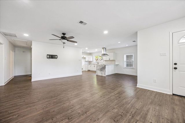 9342 SALEM RD, Lakeland, TN 38002