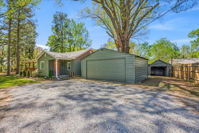 9342 SALEM RD, Lakeland, TN 38002