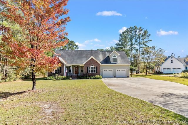 6944 Point East Drive, Fayetteville, NC 28306