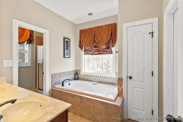 6944 Point East Drive, Fayetteville, NC 28306