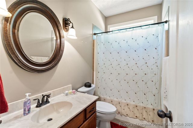 6944 Point East Drive, Fayetteville, NC 28306