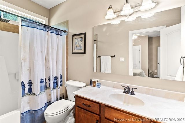 6944 Point East Drive, Fayetteville, NC 28306