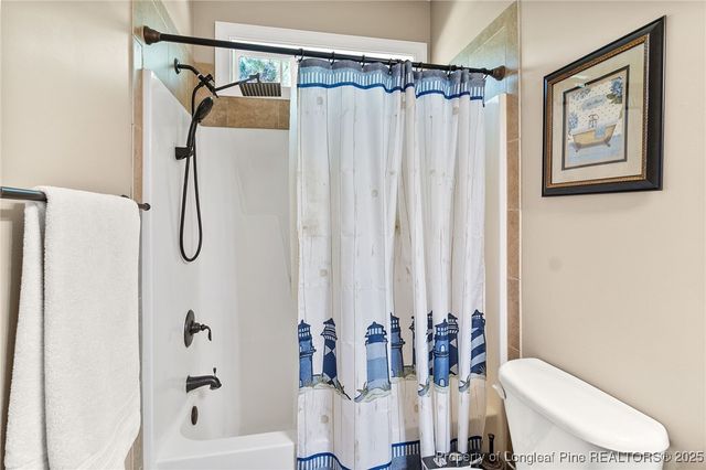 6944 Point East Drive, Fayetteville, NC 28306