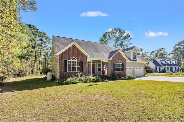 6944 Point East Drive, Fayetteville, NC 28306
