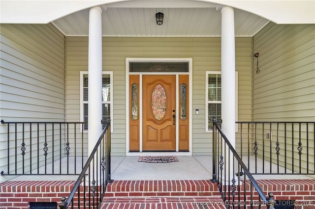 6944 Point East Drive, Fayetteville, NC 28306