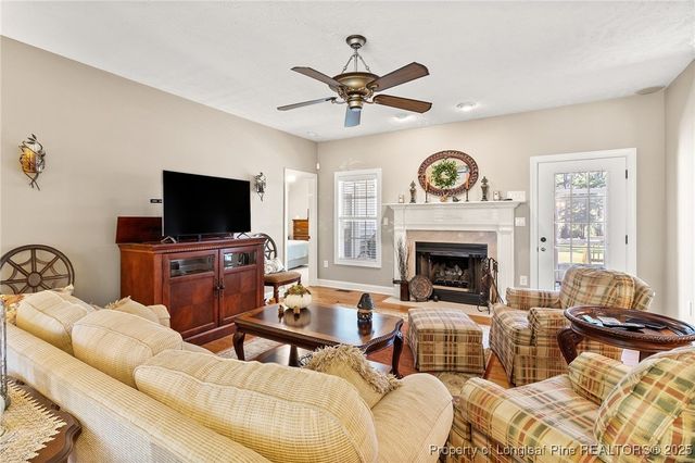 6944 Point East Drive, Fayetteville, NC 28306