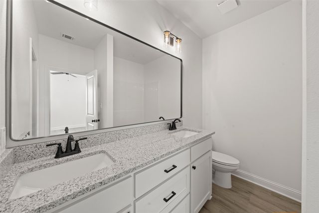 1610 N 6th Street, Waco, TX 76707