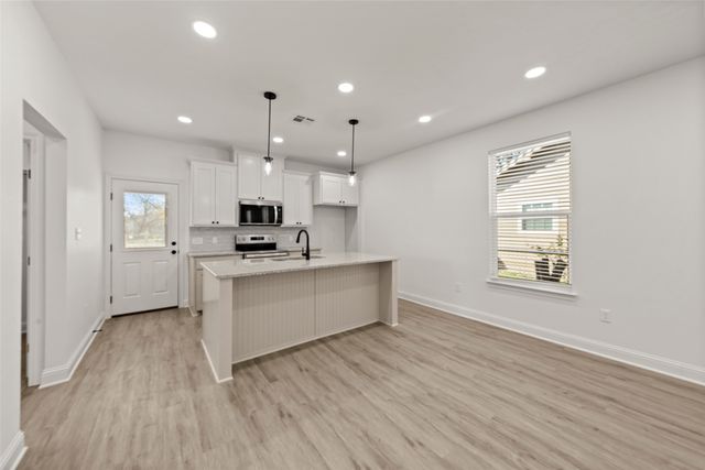 1610 N 6th Street, Waco, TX 76707