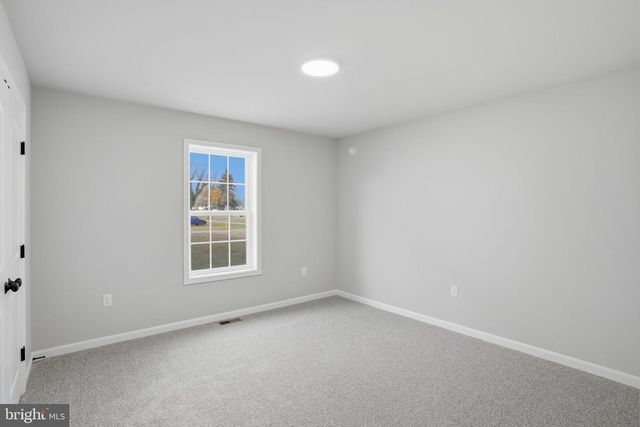 101 FAIRFAX LN, Dover, DE 19901