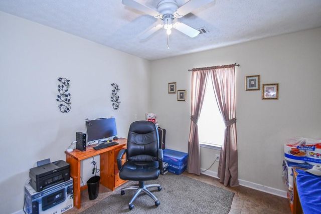 3864 Amber Glen Lane, Gainesville, GA 30507