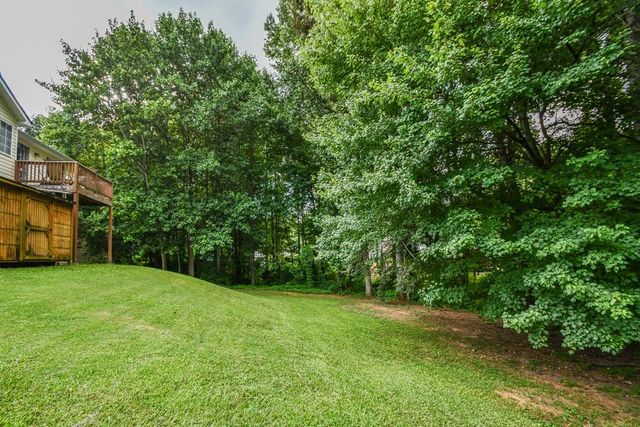 3864 Amber Glen Lane, Gainesville, GA 30507