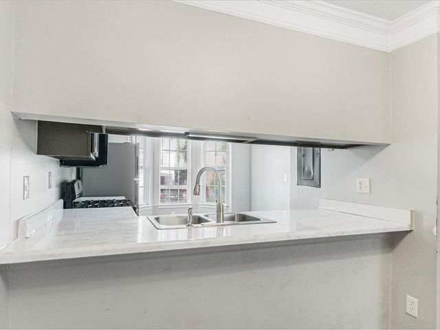 5910 Hampton Court, Atlanta, GA 30349