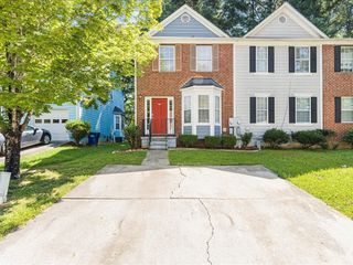 5910 Hampton Court, Atlanta, GA 30349