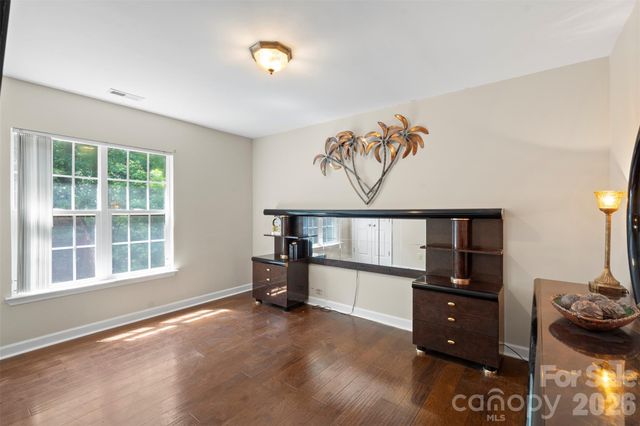 7923 Shiny Meadow Lane, Charlotte, NC 28215