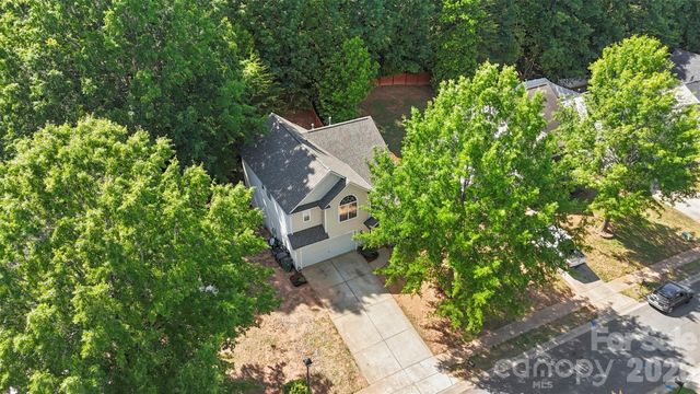 7923 Shiny Meadow Lane, Charlotte, NC 28215