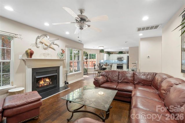 7923 Shiny Meadow Lane, Charlotte, NC 28215