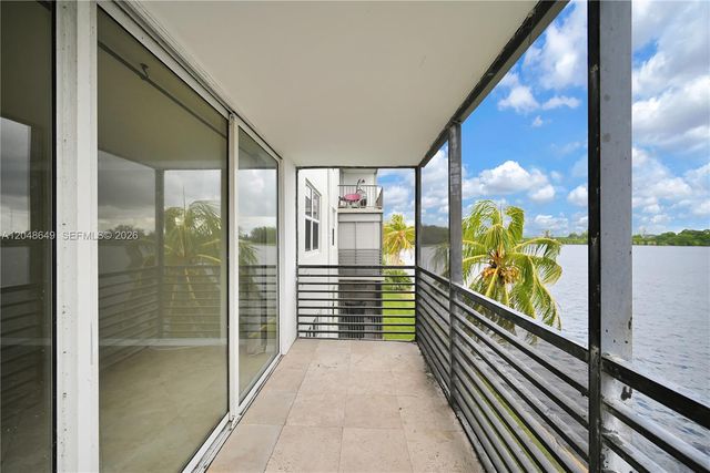 1075 NE Miami Gardens Drive 306, Miami, FL 33179