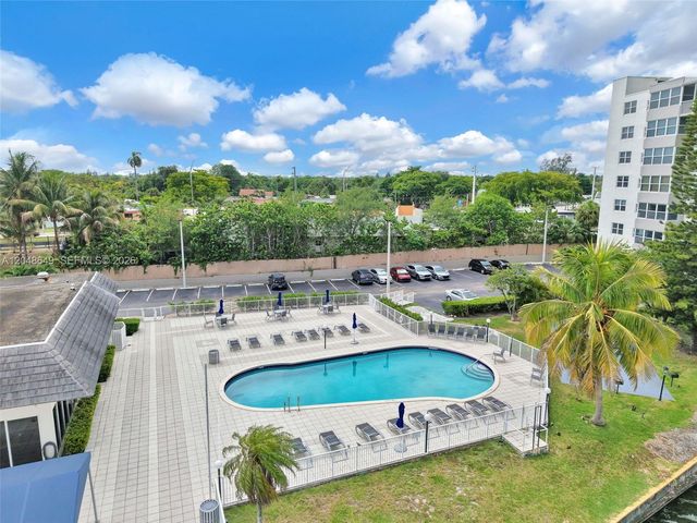 1075 NE Miami Gardens Drive 306, Miami, FL 33179