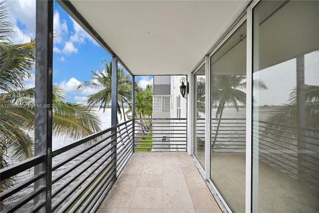 1075 NE Miami Gardens Drive 306, Miami, FL 33179
