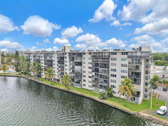 1075 NE Miami Gardens Drive 306, Miami, FL 33179