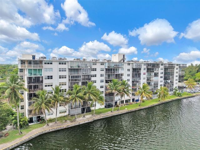 1075 NE Miami Gardens Drive 306, Miami, FL 33179