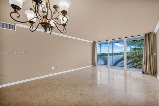 1075 NE Miami Gardens Drive 306, Miami, FL 33179