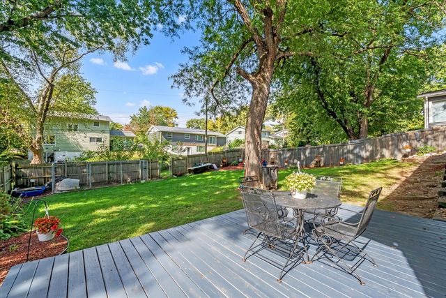 4550 Sheridan Street, Davenport, IA 52806