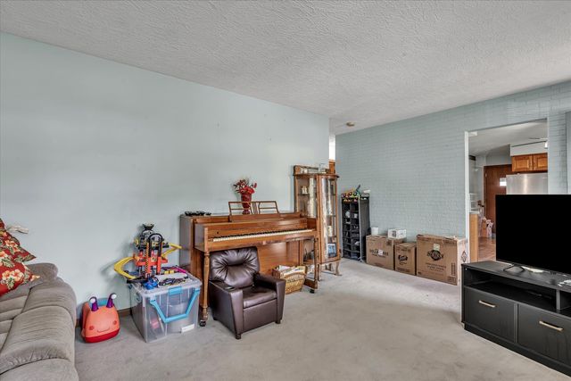 4550 Sheridan Street, Davenport, IA 52806