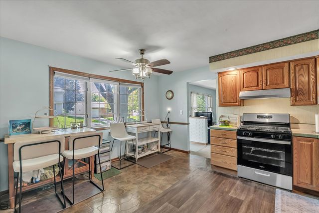 4550 Sheridan Street, Davenport, IA 52806