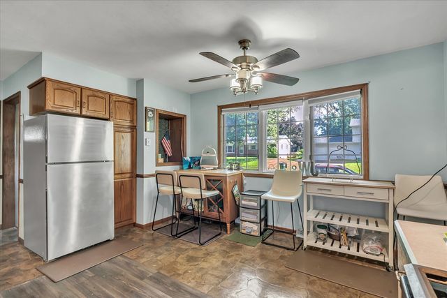 4550 Sheridan Street, Davenport, IA 52806