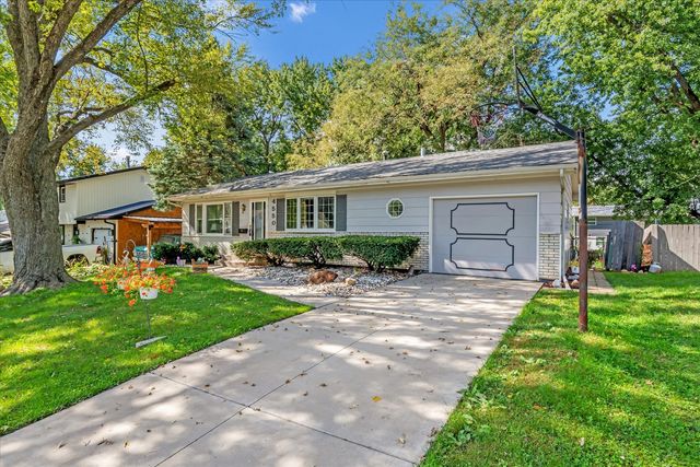 4550 Sheridan Street, Davenport, IA 52806